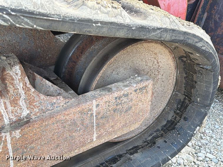 image for item EA7345 2013 Kubota SVL90-2 tracked skid steer loader