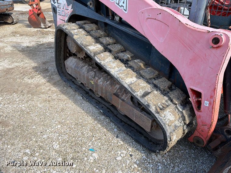 image for item EA7345 2013 Kubota SVL90-2 tracked skid steer loader