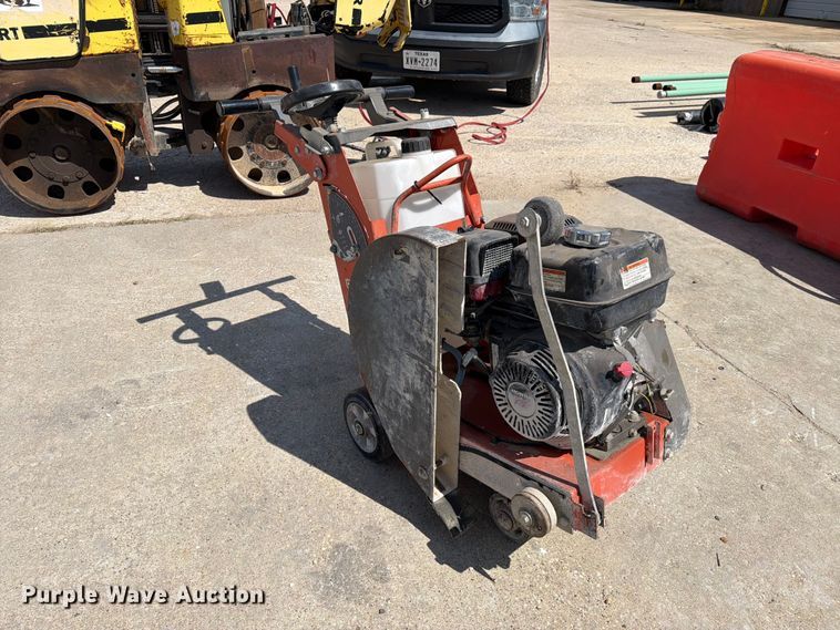 image for item EA7346 2018 Husqvarna FS400LV concrete saw