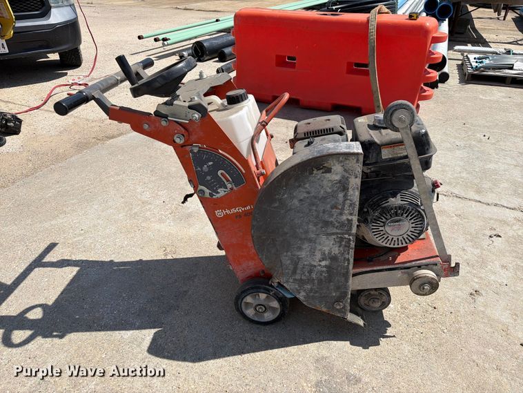 image for item EA7346 2018 Husqvarna FS400LV concrete saw