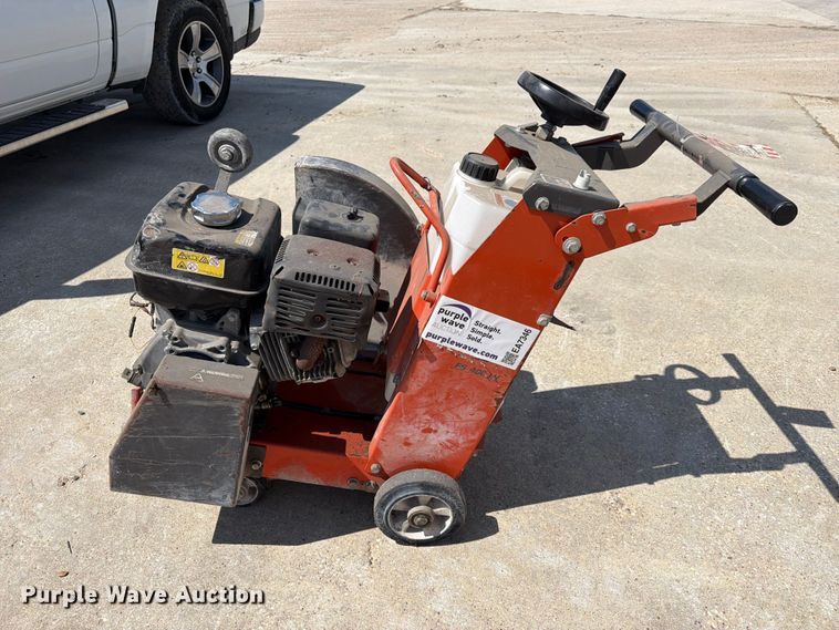 image for item EA7346 2018 Husqvarna FS400LV concrete saw