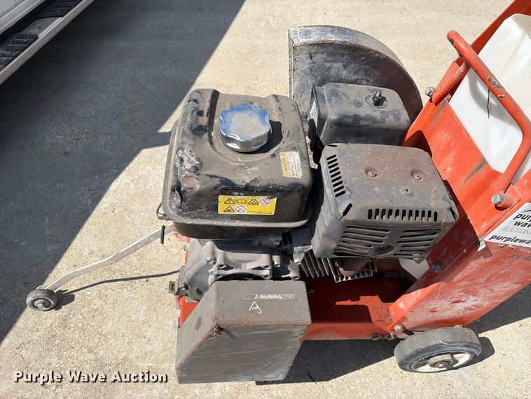 image for item EA7346 2018 Husqvarna FS400LV concrete saw