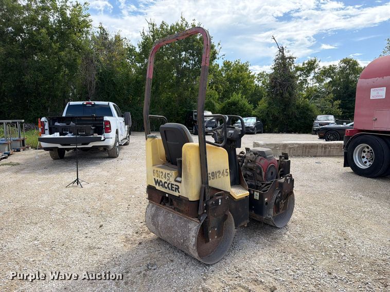 image for item EA7347 Wacker Neuson RD12A double drum vibratory roller