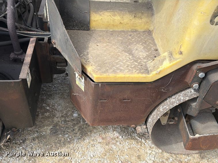 image for item EA7347 Wacker Neuson RD12A double drum vibratory roller