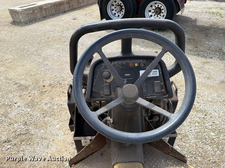 image for item EA7347 Wacker Neuson RD12A double drum vibratory roller