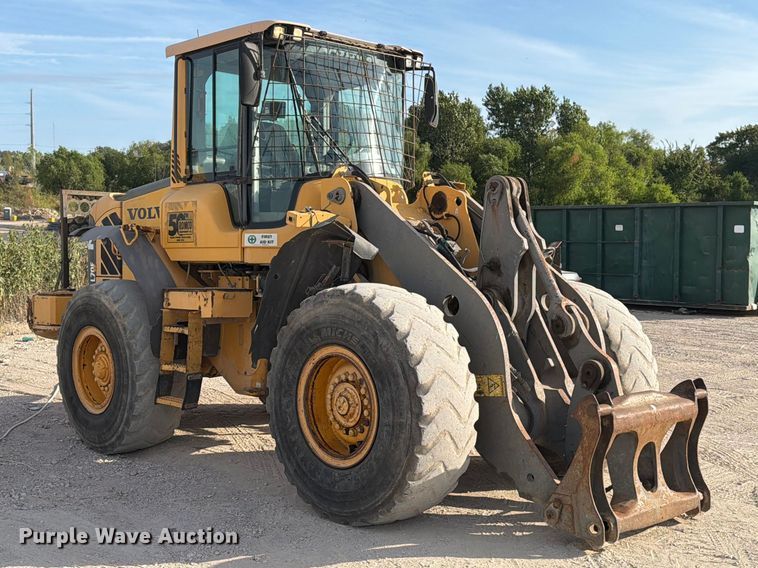 image for item EA7377 2011 Volvo L70F wheel loader