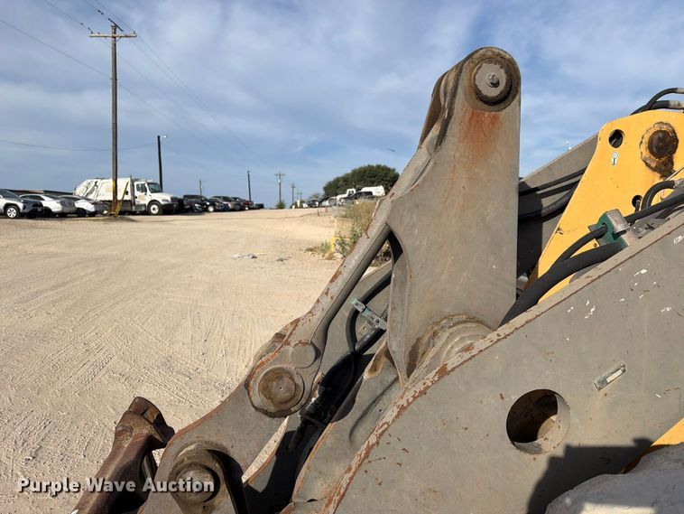image for item EA7377 2011 Volvo L70F wheel loader
