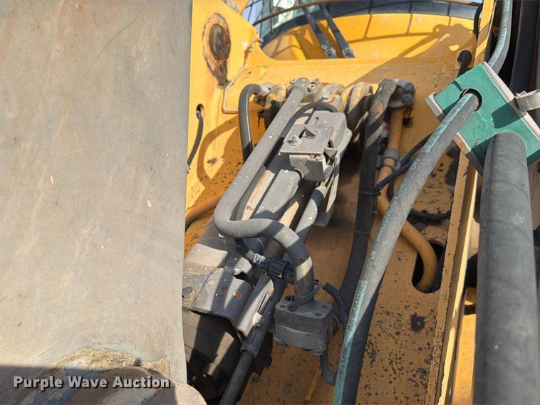 image for item EA7377 2011 Volvo L70F wheel loader
