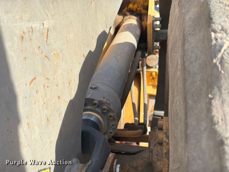 image for item EA7377 2011 Volvo L70F wheel loader