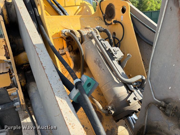 image for item EA7377 2011 Volvo L70F wheel loader