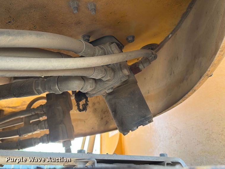 image for item EA7377 2011 Volvo L70F wheel loader