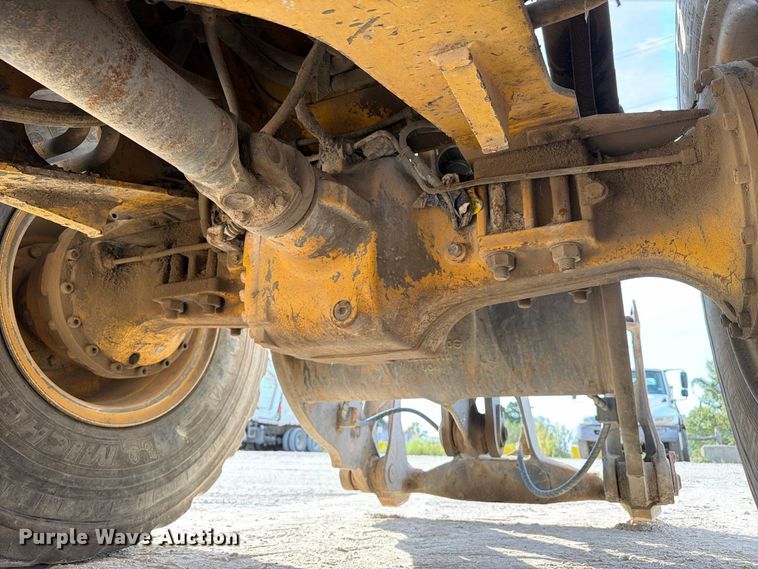 image for item EA7377 2011 Volvo L70F wheel loader