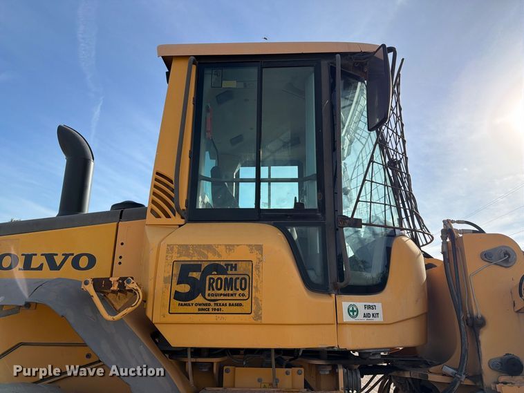 image for item EA7377 2011 Volvo L70F wheel loader
