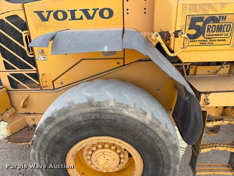 image for item EA7377 2011 Volvo L70F wheel loader