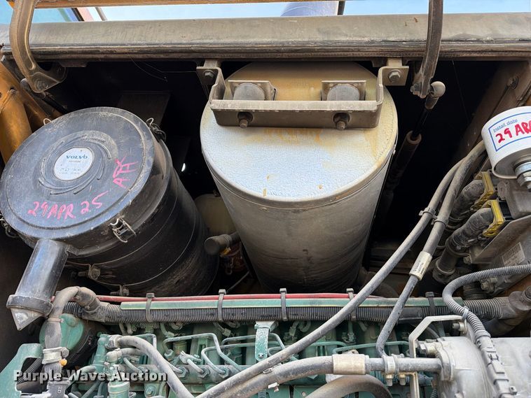 image for item EA7377 2011 Volvo L70F wheel loader