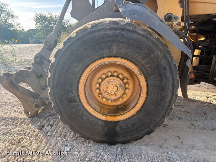image for item EA7377 2011 Volvo L70F wheel loader