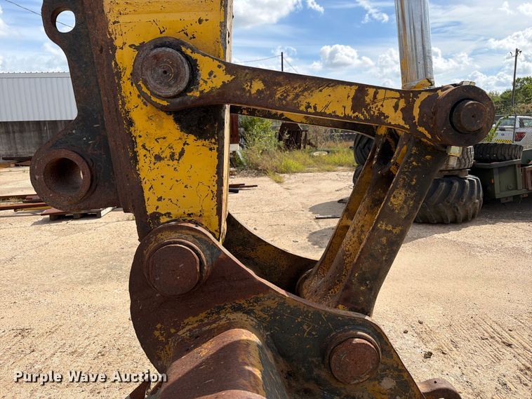 image for item EA7378 2015 Komatsu PC210LC-10 excavator