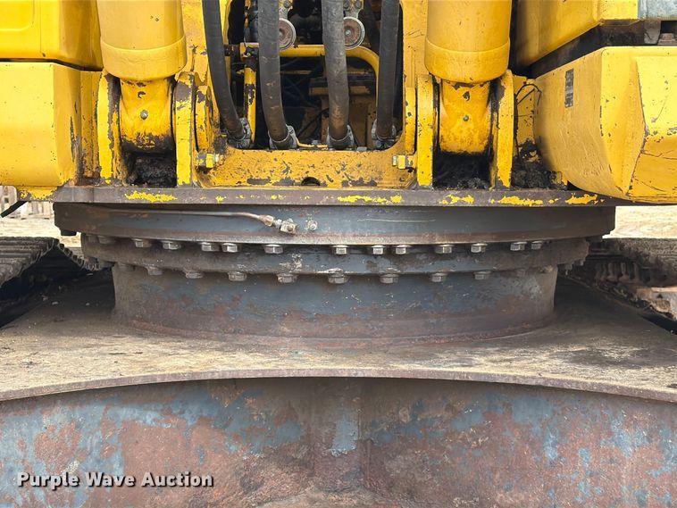 image for item EA7378 2015 Komatsu PC210LC-10 excavator