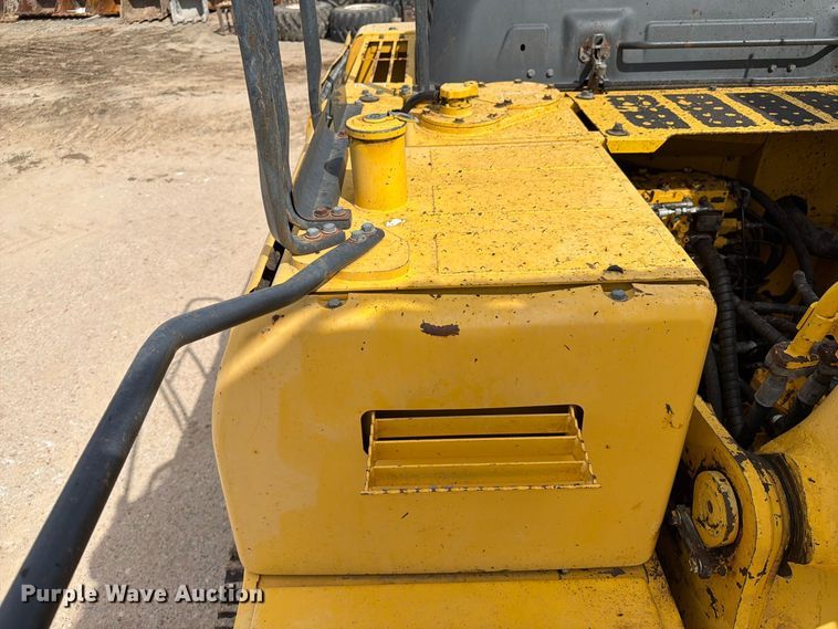 image for item EA7378 2015 Komatsu PC210LC-10 excavator
