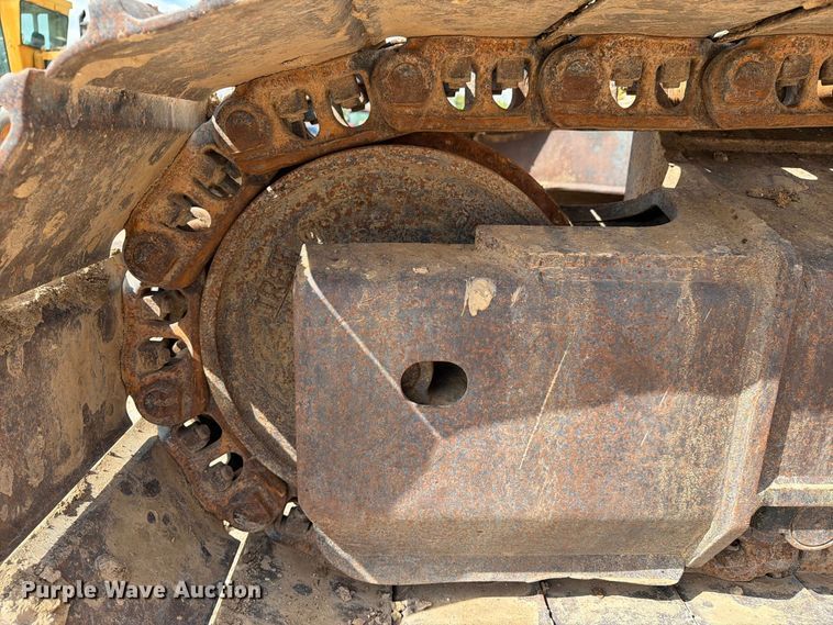 image for item EA7378 2015 Komatsu PC210LC-10 excavator
