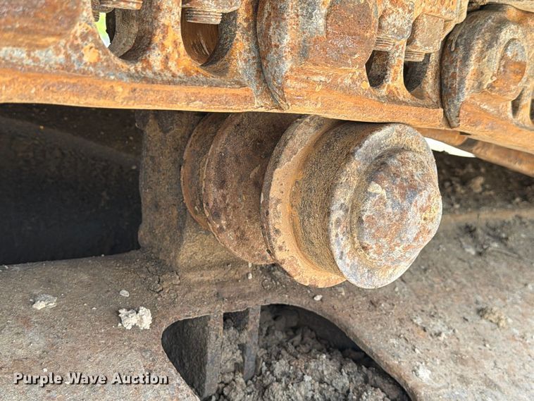 image for item EA7378 2015 Komatsu PC210LC-10 excavator