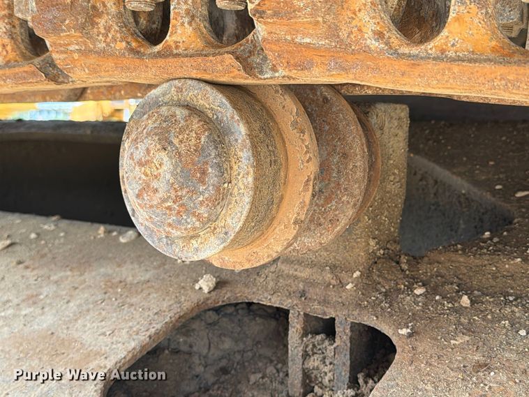 image for item EA7378 2015 Komatsu PC210LC-10 excavator