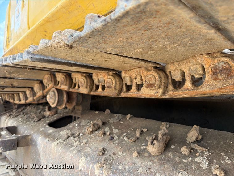 image for item EA7378 2015 Komatsu PC210LC-10 excavator