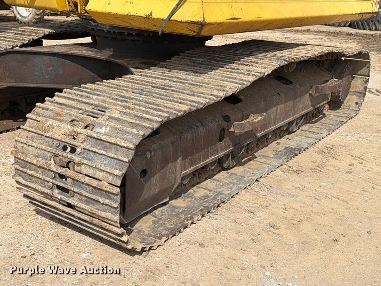 image for item EA7378 2015 Komatsu PC210LC-10 excavator