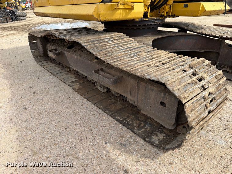image for item EA7378 2015 Komatsu PC210LC-10 excavator