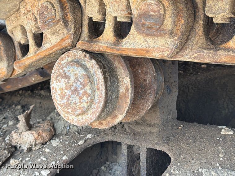 image for item EA7378 2015 Komatsu PC210LC-10 excavator