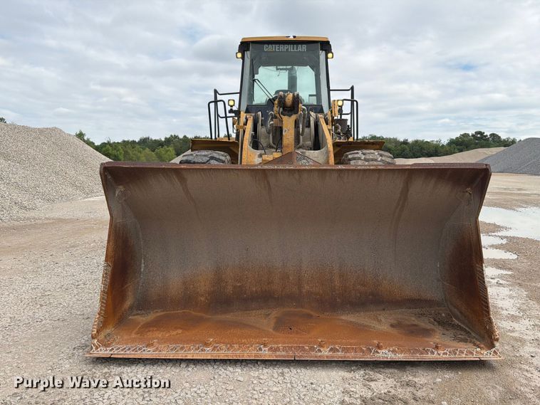 image for item EA7394 2004 Caterpillar 972G Series II wheel loader