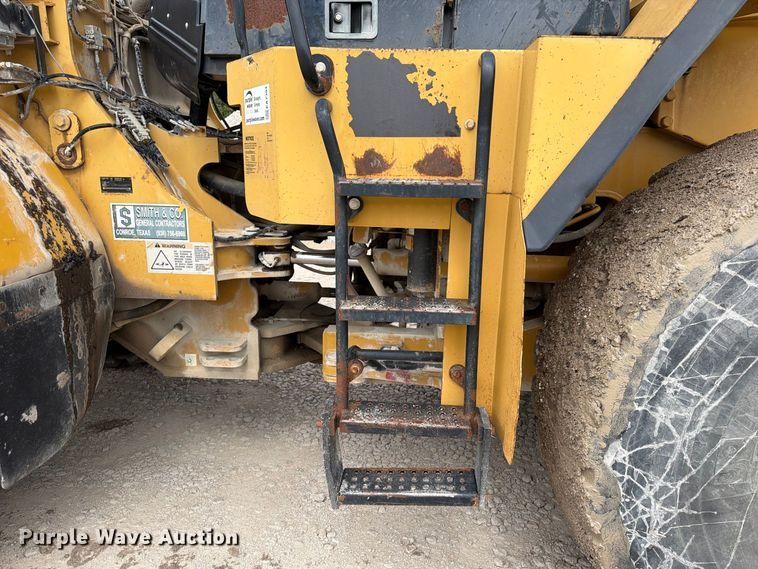 image for item EA7394 2004 Caterpillar 972G Series II wheel loader