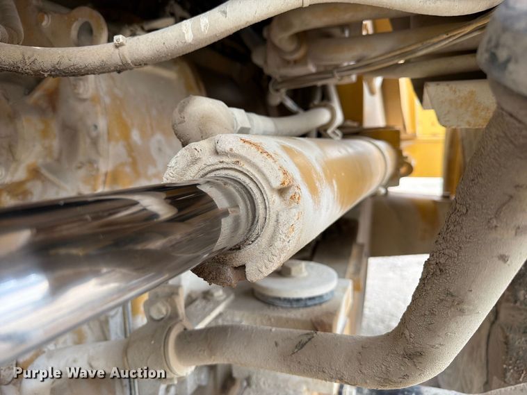 image for item EA7394 2004 Caterpillar 972G Series II wheel loader