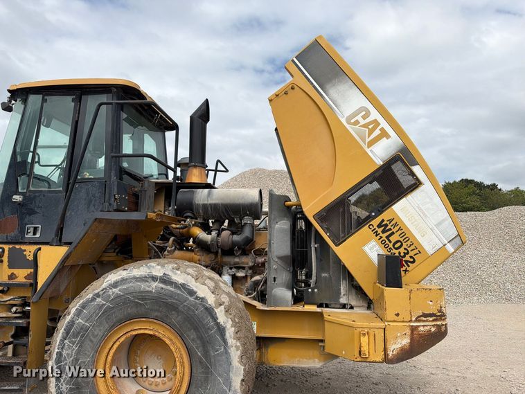 image for item EA7394 2004 Caterpillar 972G Series II wheel loader