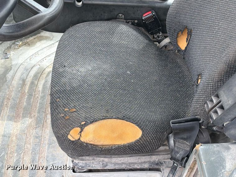 image for item EA7394 2004 Caterpillar 972G Series II wheel loader