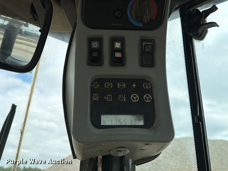 image for item EA7394 2004 Caterpillar 972G Series II wheel loader