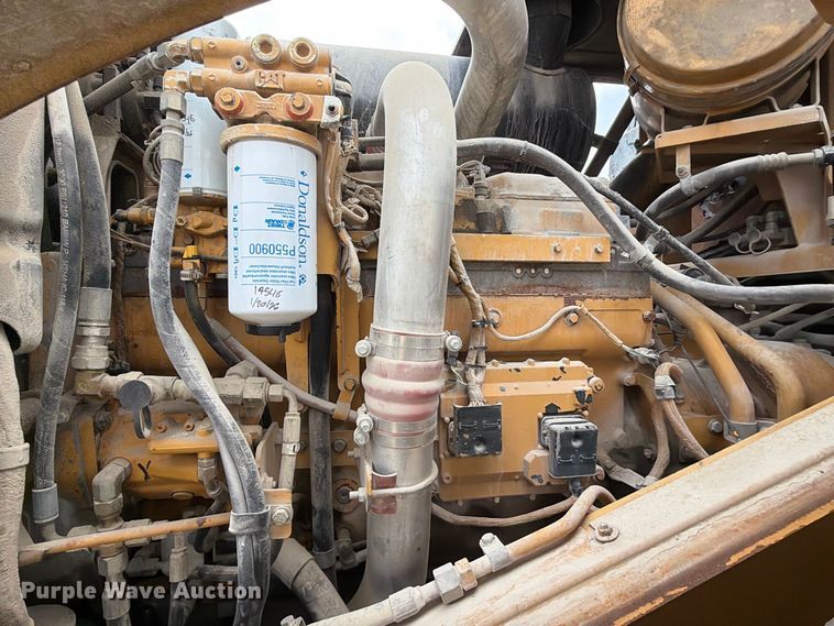 image for item EA7394 2004 Caterpillar 972G Series II wheel loader