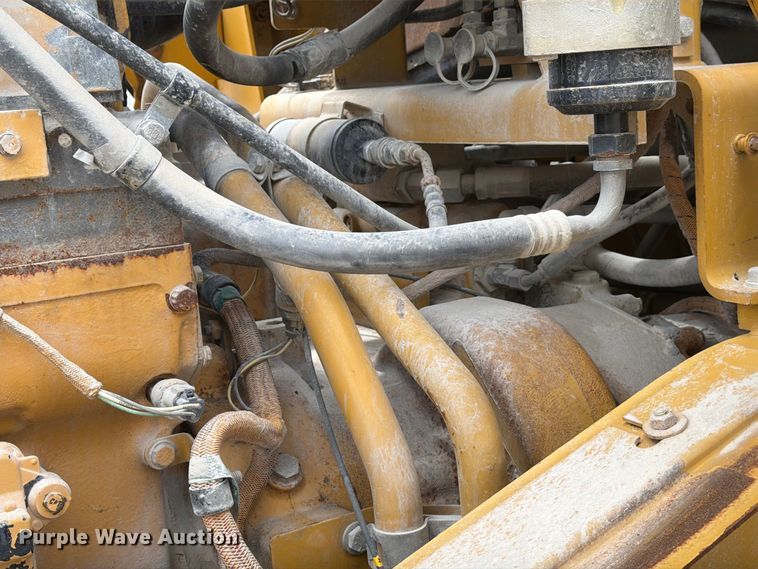 image for item EA7394 2004 Caterpillar 972G Series II wheel loader