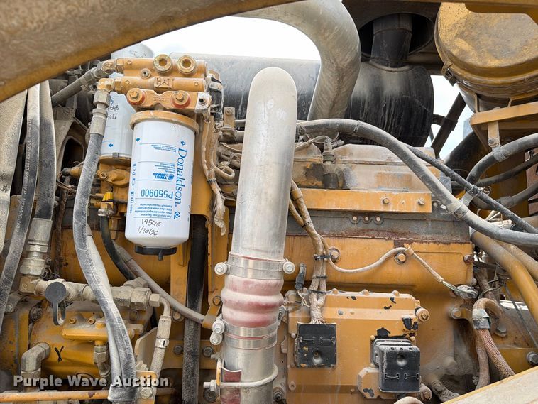 image for item EA7394 2004 Caterpillar 972G Series II wheel loader