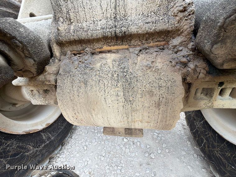 image for item EA7394 2004 Caterpillar 972G Series II wheel loader