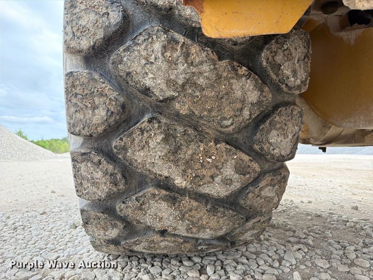 image for item EA7394 2004 Caterpillar 972G Series II wheel loader