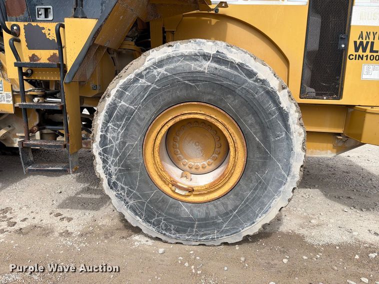 image for item EA7394 2004 Caterpillar 972G Series II wheel loader