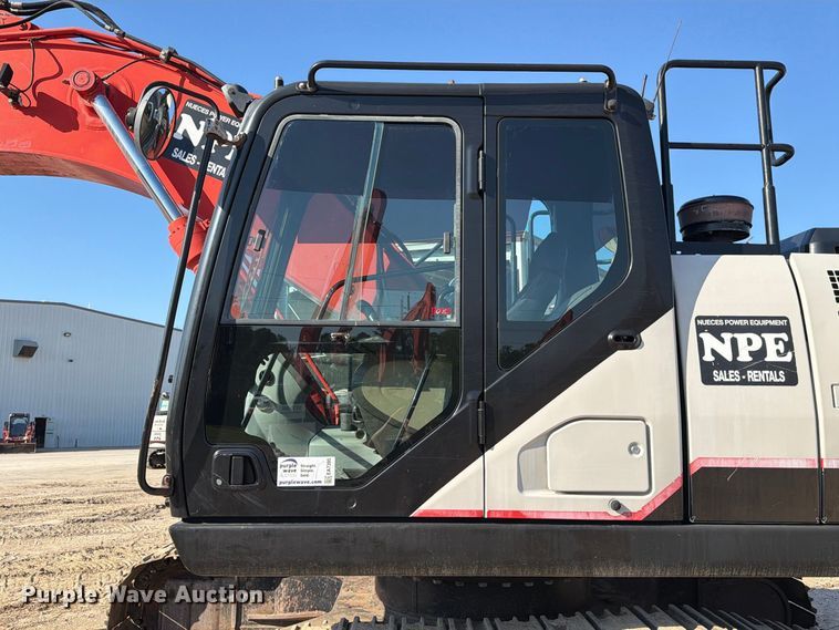 image for item EA7395 2020 Linkbelt 250x4 excavator