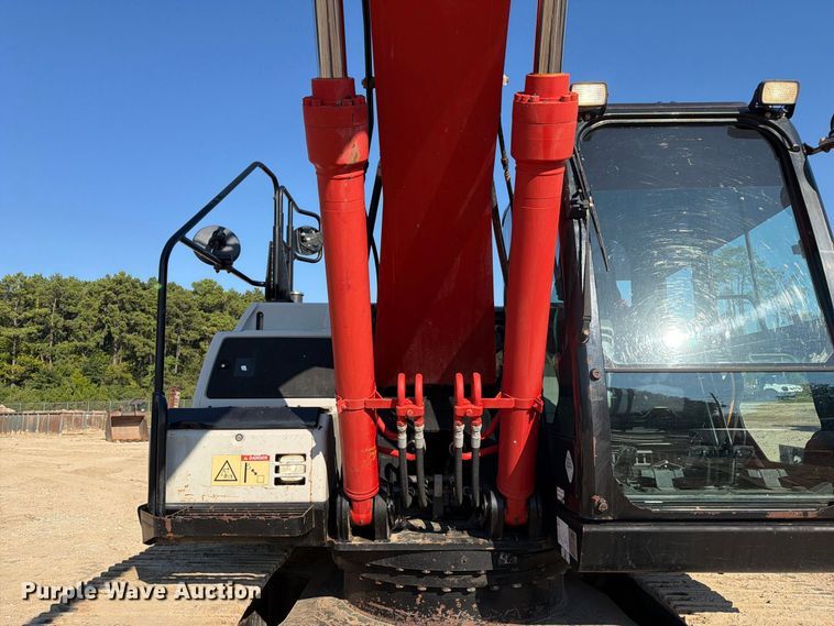 image for item EA7395 2020 Linkbelt 250x4 excavator