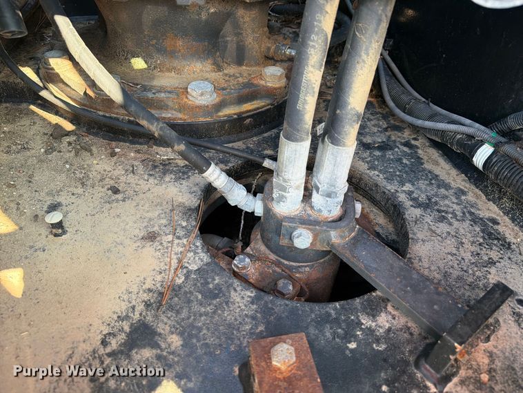 image for item EA7395 2020 Linkbelt 250x4 excavator