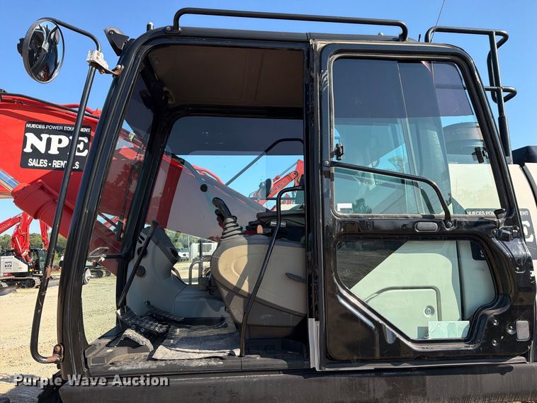 image for item EA7395 2020 Linkbelt 250x4 excavator