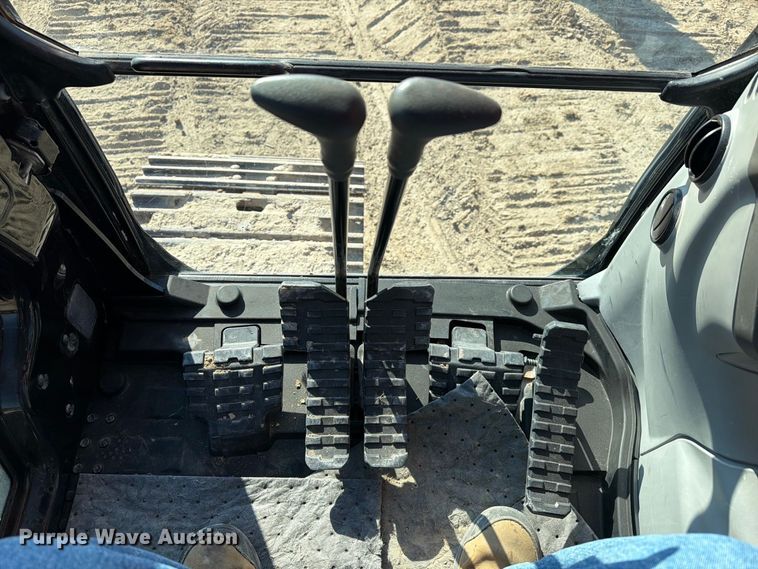 image for item EA7395 2020 Linkbelt 250x4 excavator