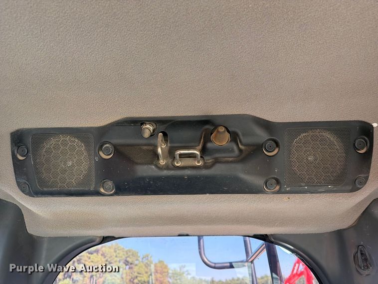 image for item EA7395 2020 Linkbelt 250x4 excavator