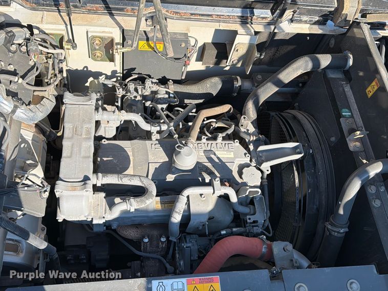 image for item EA7395 2020 Linkbelt 250x4 excavator