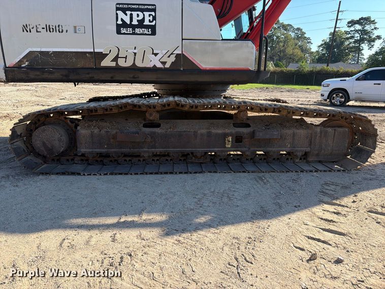 image for item EA7395 2020 Linkbelt 250x4 excavator